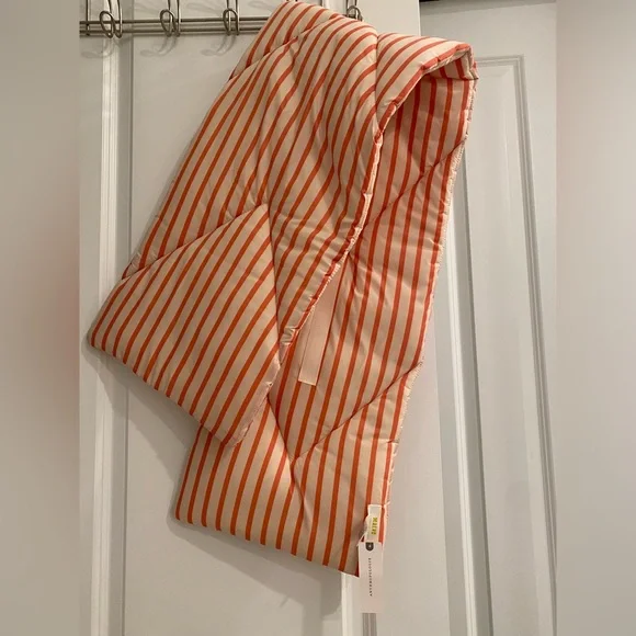 Maeve Anthropologie coral striped puffer scarf, BRAND NEW - Picture 2 of 3